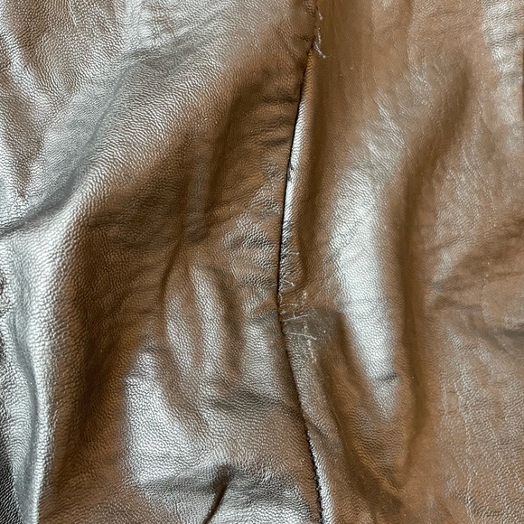 Dynamite faux leather mini skirt. Black. Size M - Picture 4 of 4